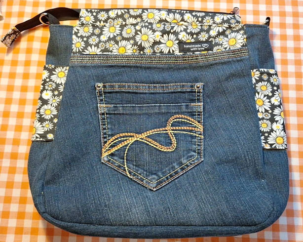 Sac a bandouliere, en jeans et tissus coton a imprimé marguerite et jaune vif