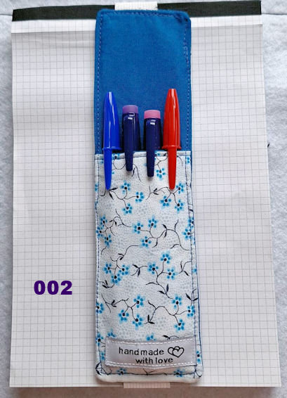 trousse pour cahier avec un elastique