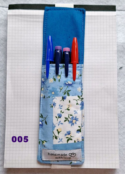 trousse pour cahier avec un elastique